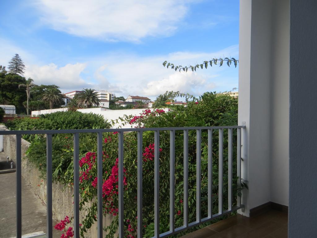 Apartamento Segundo Canto 蓬塔德尔加达 外观 照片